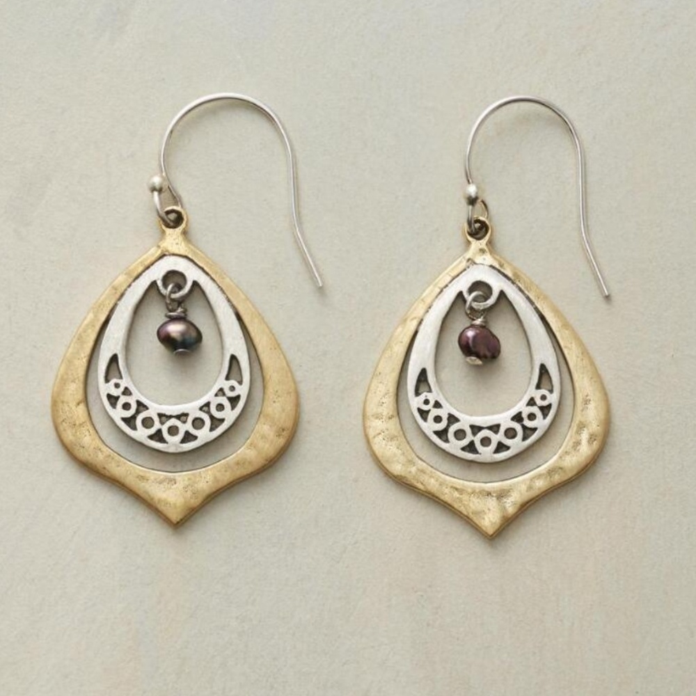 Sterling silver peacock pearl earrings